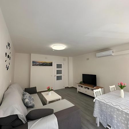 Mediterranean Breeze مالقة المظهر الخارجي الصورة